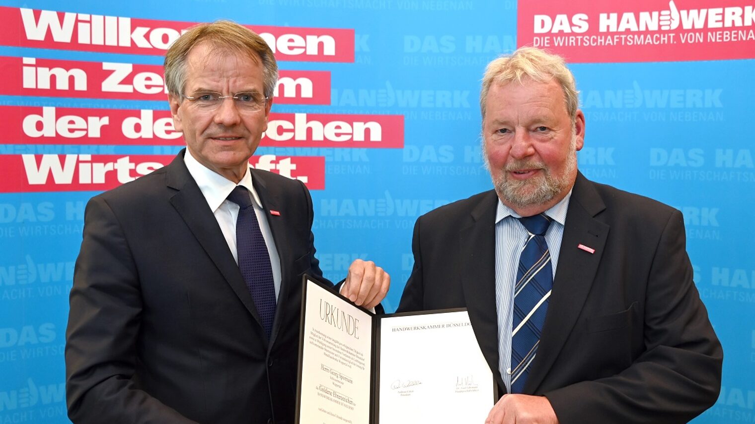 (v. l.): Kammerpräsident Andreas Ehlert und Georg Spormann