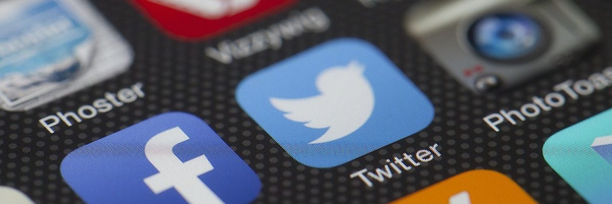 Social Media Smartphone