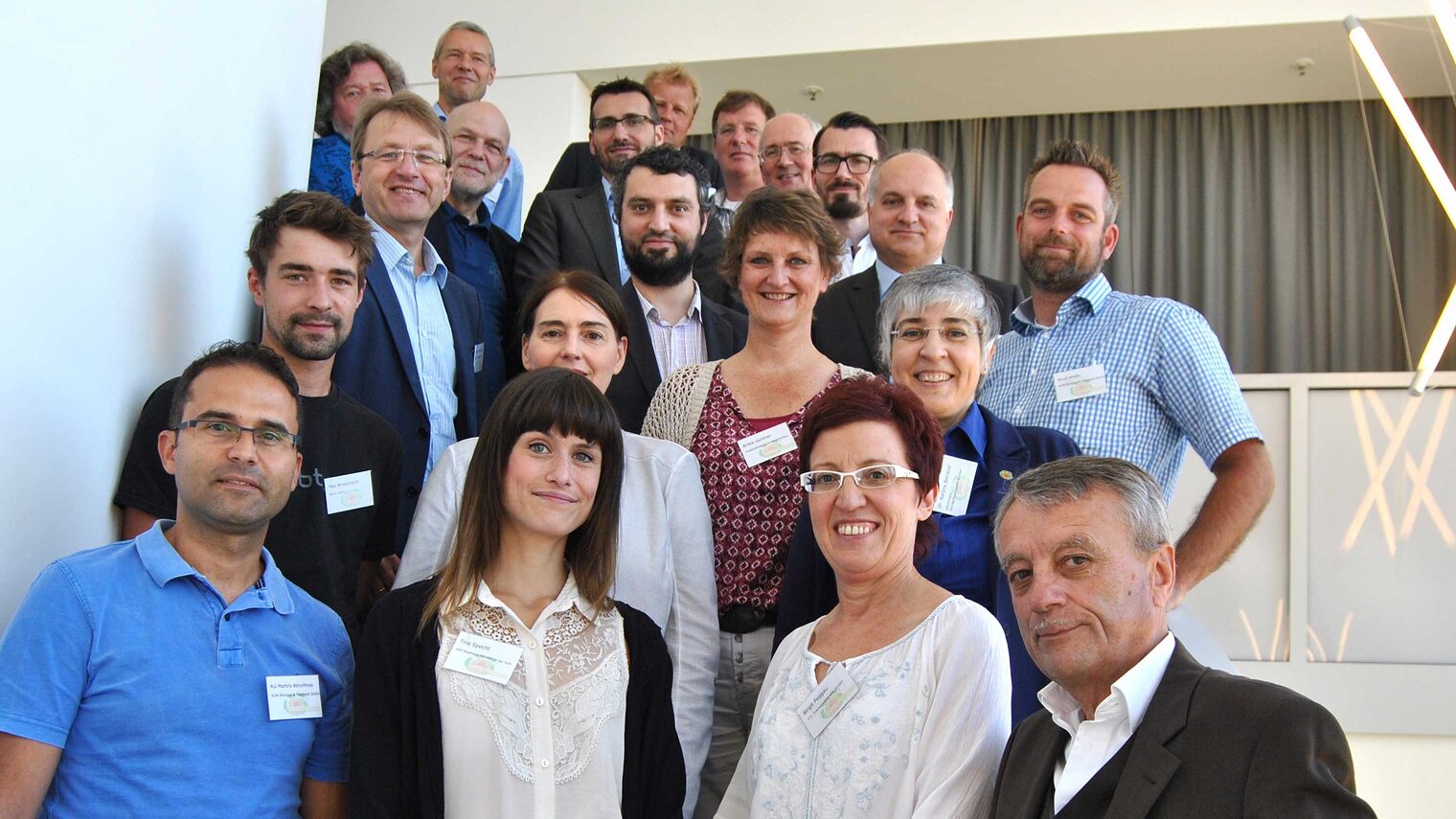 Ökoprofit-Mülheim: Teilnehmer, Initiatoren und Kooperationspartner beim offiziellen Auftakt am 14. Juni 2017 in der Stadtbibliothek Mülheim 