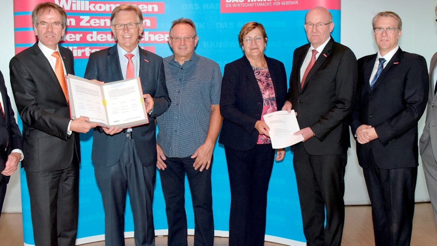 Das Handwerk im Ruhrgebiet unterzeichnete im Rahmen des Ruhrforums Handwerk auf der Zeche Zollverein den Masterplan Klimaschutz