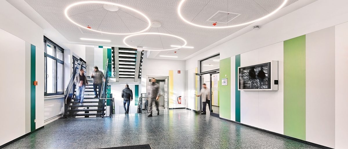 Foyer im C-Gebäude der Akademie der Handwerkskammer Düsseldorf Foyer im C-Gebäude der Akademie der Handwerkskammer Düsseldorf