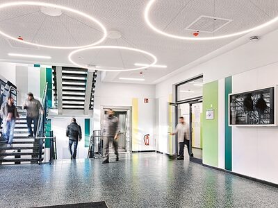 Foyer im C-Gebäude der Akademie der Handwerkskammer Düsseldorf Foyer im C-Gebäude der Akademie der Handwerkskammer Düsseldorf