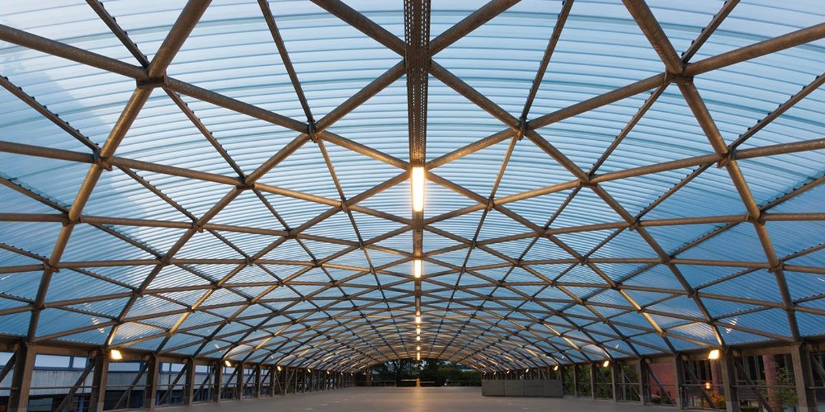 Das futuristische Parkdeck der Handwerkskammer Das futuristische Parkdeck der Handwerkskammer