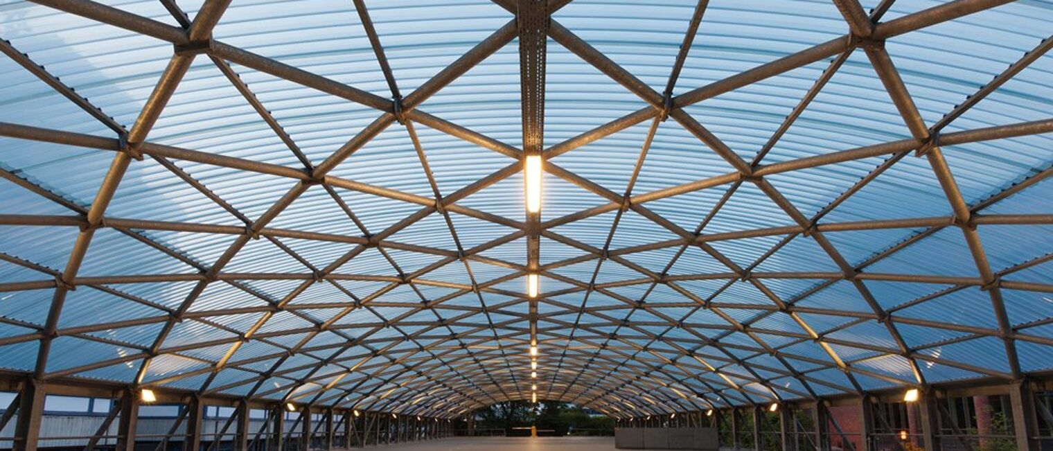 Das futuristische Parkdeck der Handwerkskammer Das futuristische Parkdeck der Handwerkskammer