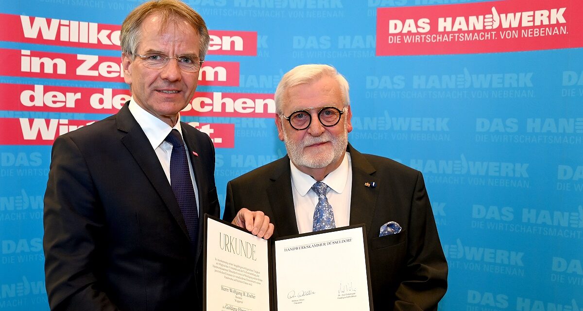 (v. l.): Kammerpräsident Andreas Ehlert und Wolfgang Zocher